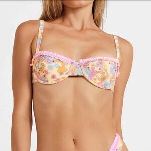 NWT Blackbough Picnic Party Ruffle Bikini Top